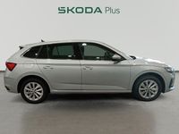 Usado Skoda Scala Selection 115 CV (84 kW) 2024 Gris Utilitario
