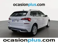 Usado Skoda Kamiq Ambition 110 CV (80 kW) 2021 Blanco SUV