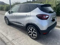 Usado Renault Captur Zen 130 CV (95 kW) 2019 Gris / plata SUV