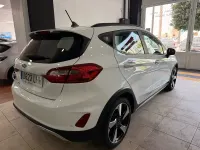 Usado Ford Fiesta Active 86 CV (63 kW) 2020 Blanco Utilitario