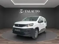 Usado Peugeot Rifter Active 100 CV (73 kW) 2022 Blanco Monovolumen