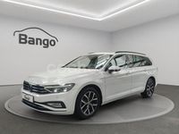 Usado VW Passat Executive 150 CV (110 kW) 2022 Blanco Familiar