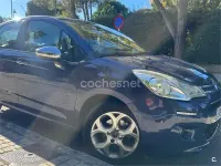 Usado Citroën C3 68 CV (50 kW) 2014 Azul Berlina