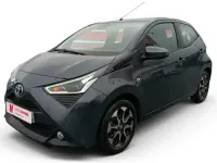 Usado Toyota Aygo X-play 72 CV (52 kW) 2019 Negro Utilitario
