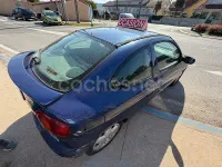 Usado Renault Mégane Coupé R.S. 100 CV (73 kW) 1999 Azul Coupe