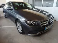 Usado Mercedes E220 194 CV (142 kW) 2016 Gris / plata Berlina