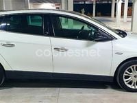 Usado Lancia Delta 120 CV (88 kW) 2012 Blanco Utilitario