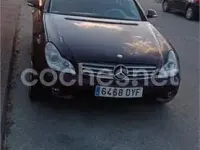 Usado Mercedes CLS500 306 CV (225 kW) 2006 Granate Coupe