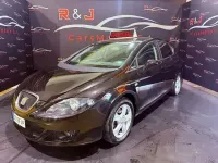 Usado Seat Leon Sport 105 CV (77 kW) 2008 Negro Utilitario
