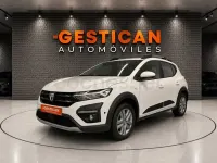Usado Dacia Sandero Comfort 91 CV (66 kW) 2023 Blanco Utilitario