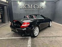 Usado Mercedes SLK200 163 CV (119 kW) 2006 Negro Descapotable