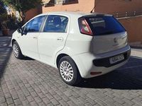 Usado Fiat Punto Active 60 CV (44 kW) 2010 Blanco Utilitario