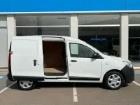 Usado Dacia Dokker Ambiance 102 CV (75 kW) 2019 Blanco Monovolumen