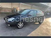 Usado Ford Focus Trend 100 CV (73 kW) 2001 Negro Berlina