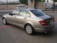 Usado Mercedes C220 Elegance 170 CV (125 kW) 2008 Plateado Berlina
