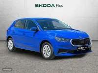 Usado Skoda Fabia Active 95 CV (69 kW) 2022 Azul Utilitario