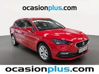 Usado Seat Leon Style 110 CV (80 kW) 2022 Rojo Familiar