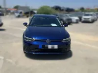 Usado VW Golf VIII Life 150 CV (110 kW) 2022 Azul Berlina