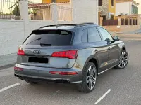 Usado Audi SQ5 Comfort 354 CV (260 kW) 2018 Gris / plata SUV