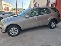 Usado Mercedes ML280 190 CV (139 kW) 2006 Beige SUV