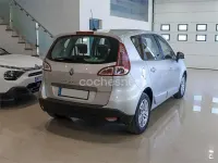 Usado Renault Scenic E-Tech Dynamique 110 CV (80 kW) 2011 Gris / plata Monovolumen