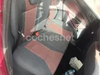Usado Ford Fiesta Ghia 96 CV (70 kW) 2010 Granate Berlina