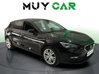 Usado Seat Leon Style 110 CV (80 kW) 2021 Negro Berlina