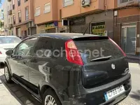Usado Fiat Punto Classica 70 CV (51 kW) 2009 Negro Utilitario