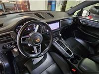 Begagnad Porsche Macan 245 HK (180 kW) 2020 Svart SUV