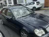 Usado Mercedes C220 Elegance 143 CV (105 kW) 2005 Azul Berlina