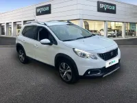 Usado Peugeot 2008 Allure 110 CV (80 kW) 2018 Blanco SUV