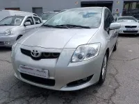 Usado Toyota Auris Active 90 CV (66 kW) 2009 Gris / plata Utilitario