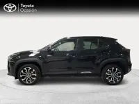 Usado Toyota Yaris Active 116 CV (85 kW) 2022 Negro Utilitario