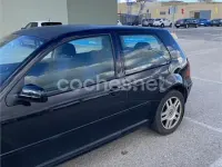 Usado VW Golf IV 110 CV (80 kW) 2002 Negro Berlina
