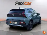 Usado Hyundai Bayon 100 CV (73 kW) 2022 Verde SUV