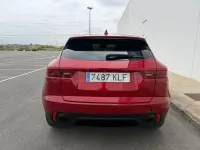 Usado Jaguar E-Pace R-Dynamic 150 CV (110 kW) 2018 Granate SUV