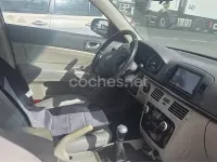 Usado Hyundai Sonata Comfort 140 CV (102 kW) 2008 Granate Berlina