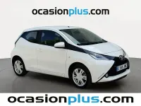 Usado Toyota Aygo X-play 69 CV (50 kW) 2017 Blanco Utilitario