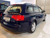 Usado Audi A4 140 CV (102 kW) 2005 Azul Familiar