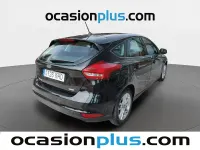 Usado Ford Focus Titanium 125 CV (91 kW) 2018 Negro Utilitario
