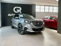 Usado Peugeot 2008 Allure 100 CV (73 kW) 2020 Gris / plata SUV
