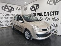 Usado Renault Clio II Authentique 70 CV (51 kW) 2007 Beige Berlina