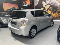 Usado Toyota Verso Active 132 CV (97 kW) 2011 Gris / plata Monovolumen