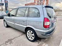 Usado Opel Zafira Elegance 100 CV (73 kW) 2005 Gris / plata Monovolumen