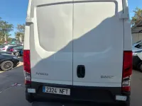 Usado Iveco Daily 156 CV (114 kW) 2025 Blanco Berlina