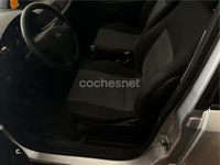 Usado Opel Meriva Enjoy 100 HP (73 kW) 2009 Cinzento Monovolume