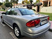 Usado Chevrolet Alero 177 CV (130 kW) 2001 Gris Berlina