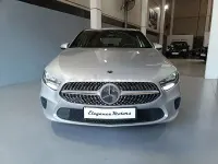 Usado Mercedes A180 136 CV (100 kW) 2020 Gris / plata Berlina