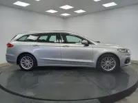 Usado Ford Mondeo Titanium 187 CV (137 kW) 2021 Gris Familiar