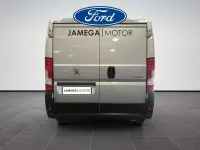 Usado Peugeot Boxer S 140 CV (102 kW) 2022 Gris Van